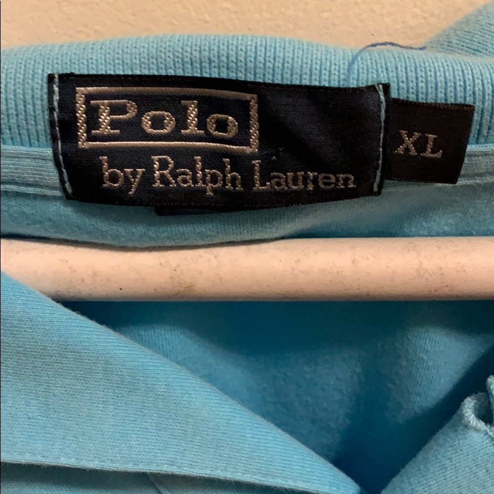 Polo - Picture 2 of 4